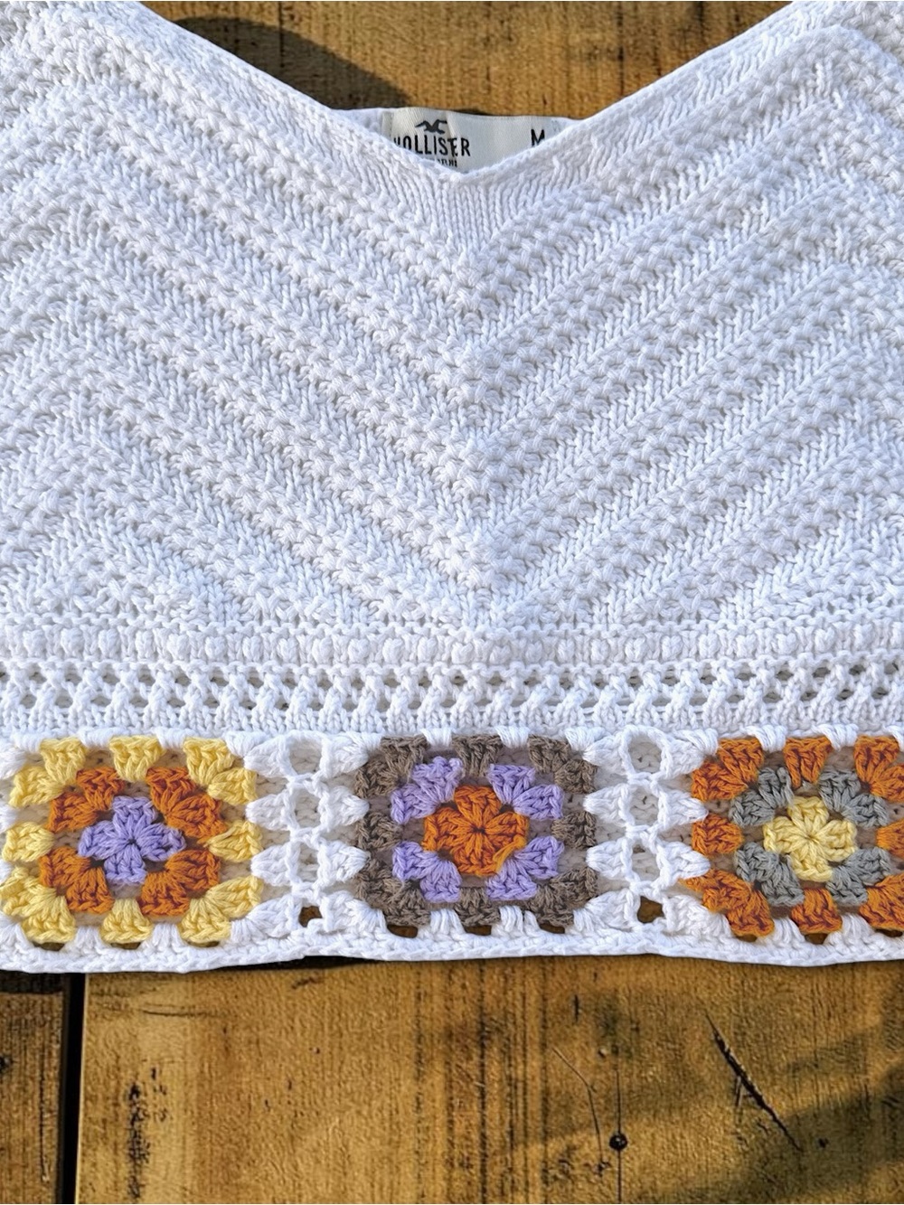 Hollister White Crochet-Trim Knit Crop Tank - Picture 5 of 8